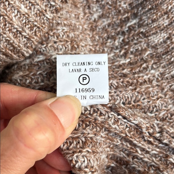 Like new Staccato V-Neck Sweater in Brown - Picture 13 of 13